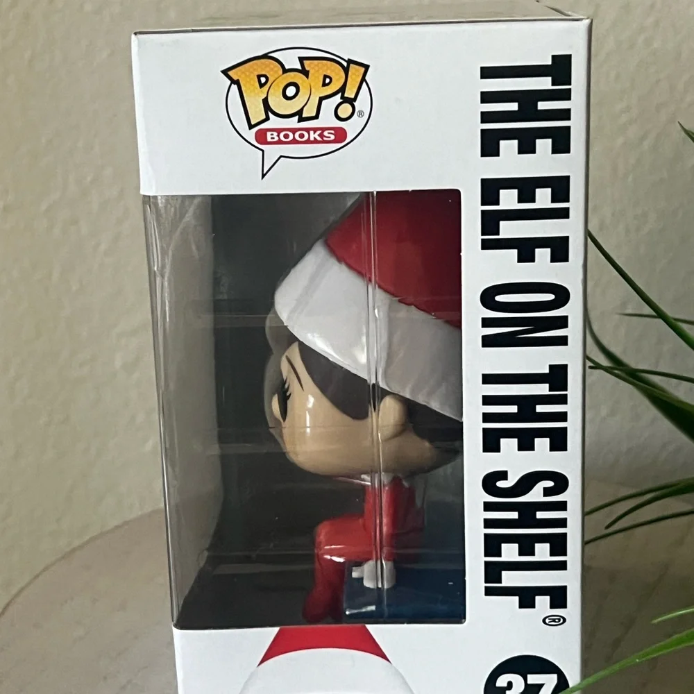 Funko Pop! The Elf on the Shelf in Red‎ and White Novelty Christmas Seasonal